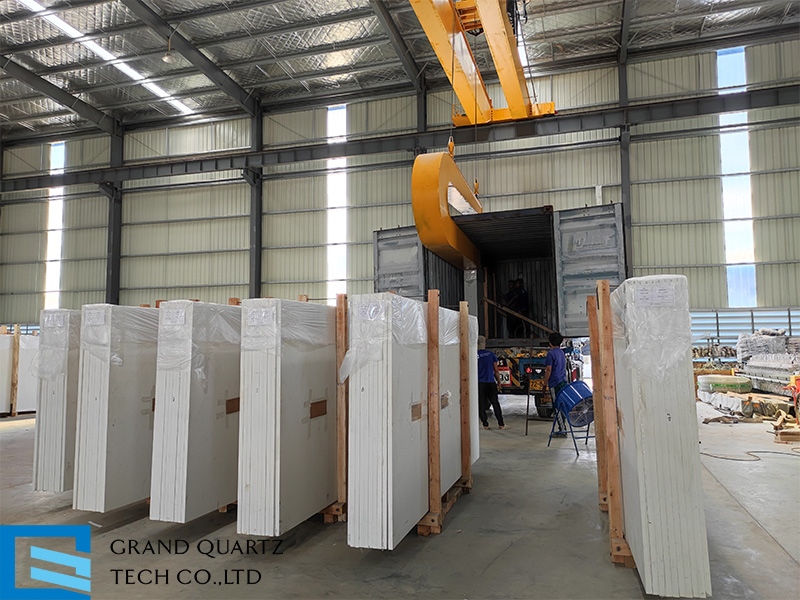 Packing Container Shipment.jpg 